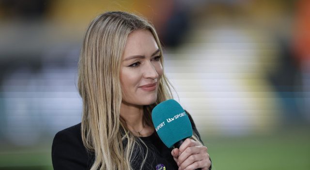 Siapa komentator, pakar, dan presenter ITV untuk Meksiko vs Afrika Selatan?