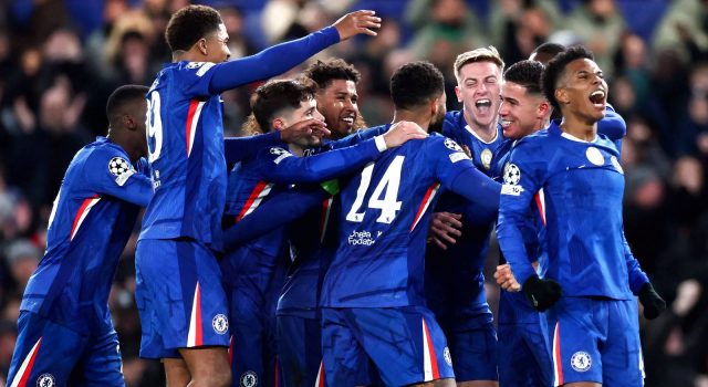 Penyerang Chelsea sekarang ingin keluar pada bulan Januari dengan empat tim Inggris bersaing