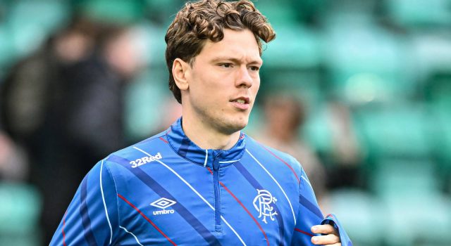 Rohl harus menjatuhkan bintang Rangers yang kehilangan bola sebanyak 31 kali