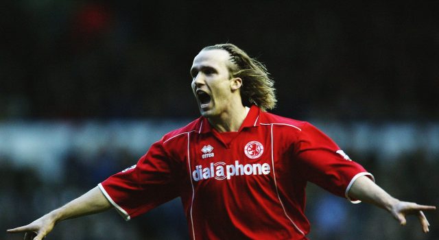 ‘Saya tidak ingat melakukan selebrasi tarian ayah di Stamford Bridge…’ Bolo Zenden tentang selebrasi legendaris Sunderland