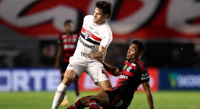 Celtic berlomba untuk mengontrak Brighton dan Como menargetkan Damian Bobadilla