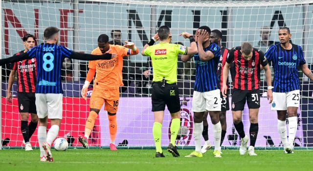 Liverpool favorit untuk mengontrak Denzel Dumfries dari Inter Milan meskipun ada minat dari Man City