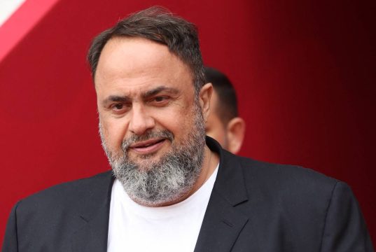Bintang Napoli terbuka untuk bergabung dengan Nottingham Forest sebagai Marinakis dan rekannya mendorong kesepakatan musim panas