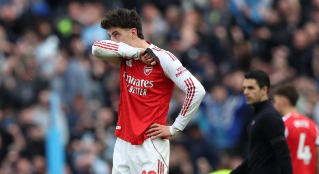 Arsenal akhirnya harus menyingkirkan Zinchenko baru