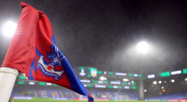 Pengagum manajer Inggris Crystal Palace yang menganggap Selhurst Park “sangat panas”