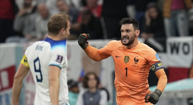 ‘Harry Kane akan terpacu oleh kegagalan penaltinya di Qatar. Dia hampir tak tergoyahkan dalam mentalitasnya’ Stuart Peace dan Chris Waddle tentang apa yang diperlukan untuk kembali dari kesengsaraan tendangan penalti