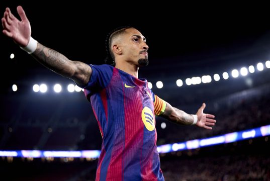 Mengapa Barcelona mengenakan seragam berbeda untuk El Clasico versus Real Madrid