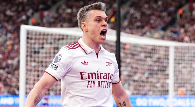 Arsenal mengadakan pembicaraan untuk menandatangani peningkatan Trossard yang “salah satu yang terbaik di dunia”
