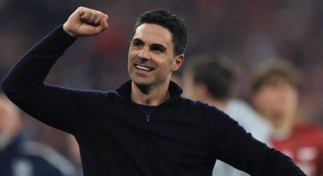 Sikap Arsenal terhadap transfer Myles Lewis-Skelly terungkap setelah pembicaraan Man Utd