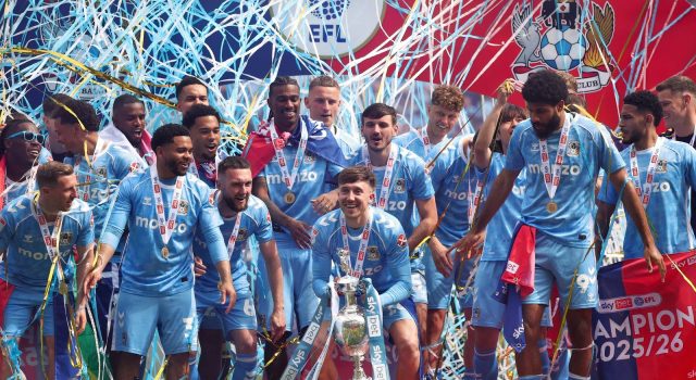 Pemain ingin meninggalkan Coventry City selamanya dengan pembicaraan yang sedang berlangsung mengenai keluarnya musim panas