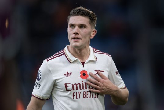 ‘Posisi striker adalah tempat paling penting untuk diperkuat tahun depan’ Ray Parlour tentang hal yang perlu ditingkatkan Arsenal selama musim panas