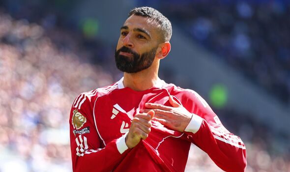 Turkish Giants Make Opening Offer For Salah