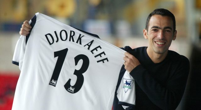 “Saya tidak menyesal menolak Liverpool dan Manchester United. Saya membutuhkan pengalaman Bolton itu dalam hidup saya’ Youri Djorkaeff pada kepindahannya ke Bolton tahun 2002