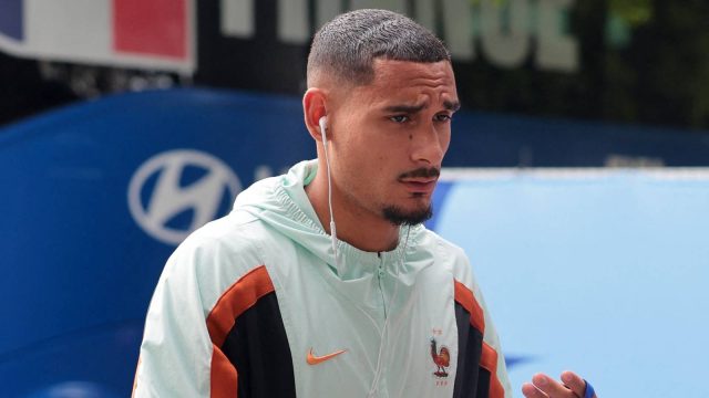 france-s-maxence-lacroix-arrives-at-the-stadium-before-the-match.JPG