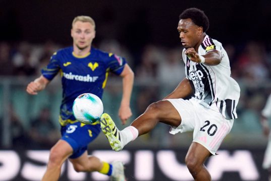 Everton meluncurkan pendekatan Lois Openda setelah transfer Lyon berubah