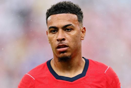 Mengapa Arsenal bisa menghabiskan lebih dari £100 juta untuk penandatanganan yang lebih baik daripada Barcola & Rogers