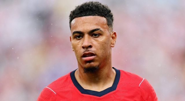 Mengapa Arsenal bisa menghabiskan lebih dari £100 juta untuk penandatanganan yang lebih baik daripada Barcola & Rogers